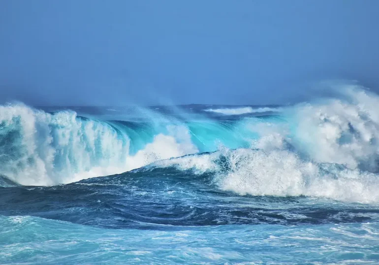 Oleaje peligroso por mar de fondo afectará la costa atlántica de República Dominicana