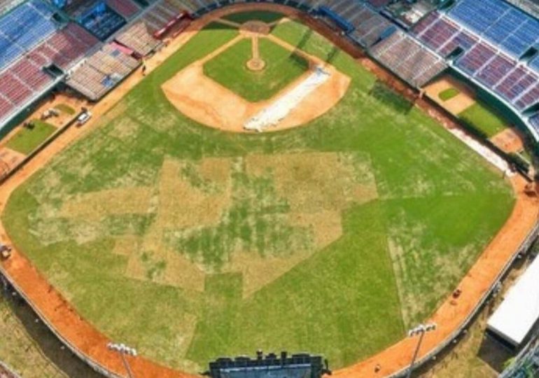 Gerente del Licey "truena" por condiciones del terreno del Quisqueya afectado por conciertos