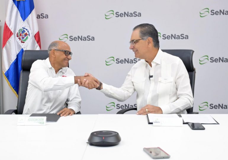 SeNaSa y la Asociación Dominicana Fe y Alegría firman acuerdo para apoyar a estudiantes y familiares en zonas vulnerables