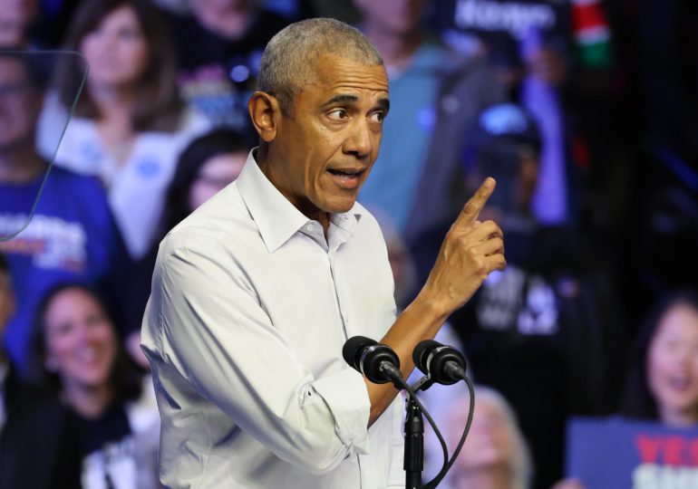 Obama recuerda que el conteo electoral en 2020 llevó varios días y pide paciencia