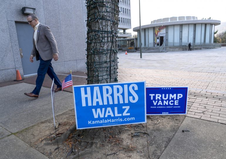 Empiezan a cerrar los centros de votación en Estados Unidos