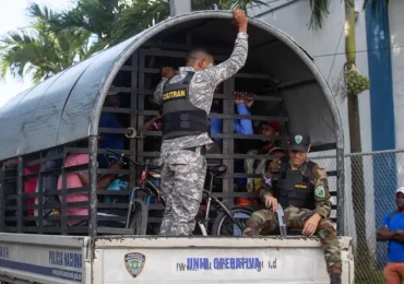 Dominique Dupuy dice "hay intereses económicos" que mueven deportaciones de haitianos