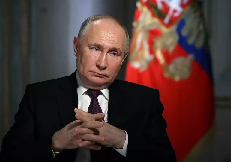 Putin: "Usaremos armas nucleares si misiles enemigos cruzan a Rusia"