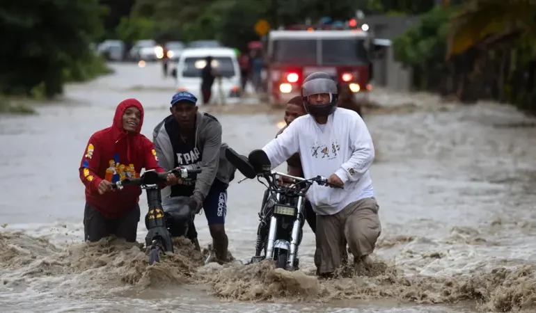 COE mantiene alertas por posibles inundaciones y deslizamientos de tierra