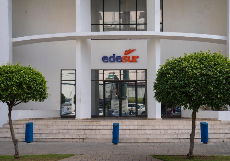 Edesur Dominicana informa restablecimiento de servicio en centro educativo de Barahona