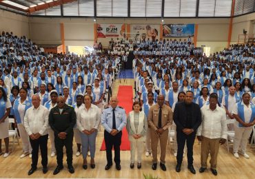 Ministerio de Defensa gradúa 6,314 estudiantes a través de las Escuelas Vocacionales en San Cristóbal