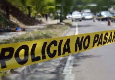 Madre encuentra su niña ahogada dentro de una lavadora en la provincia Duarte