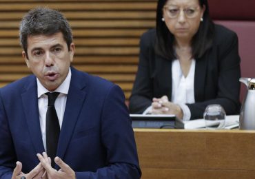 Presidente de la región española de Valencia pide "disculpas" por la gestión de las inundaciones