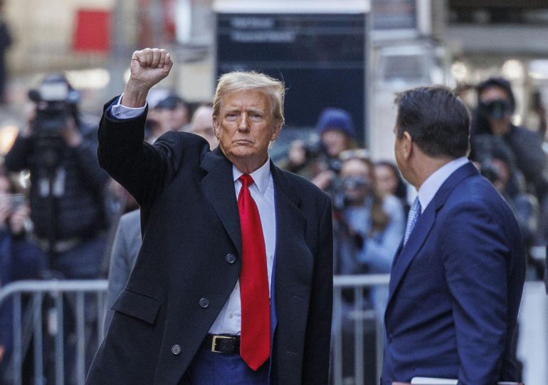 Trump celebra la caída de sus dos causas federales: "Era un secuestro político"