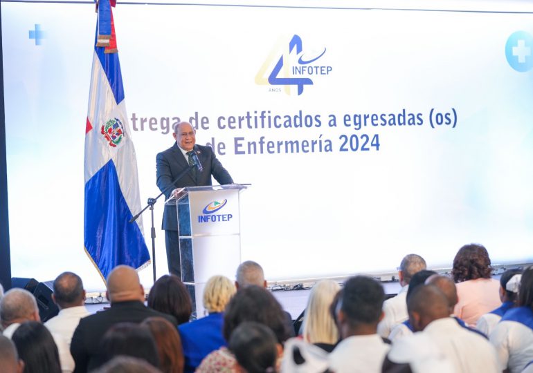 INFOTEP celebra graduación extraordinaria de 335 egresados como auxiliares de enfermería