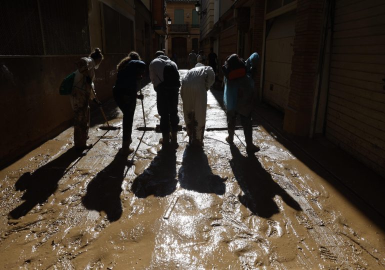 Las autoridades elevan a 222 el número de muertos por las lluvias torrenciales en España