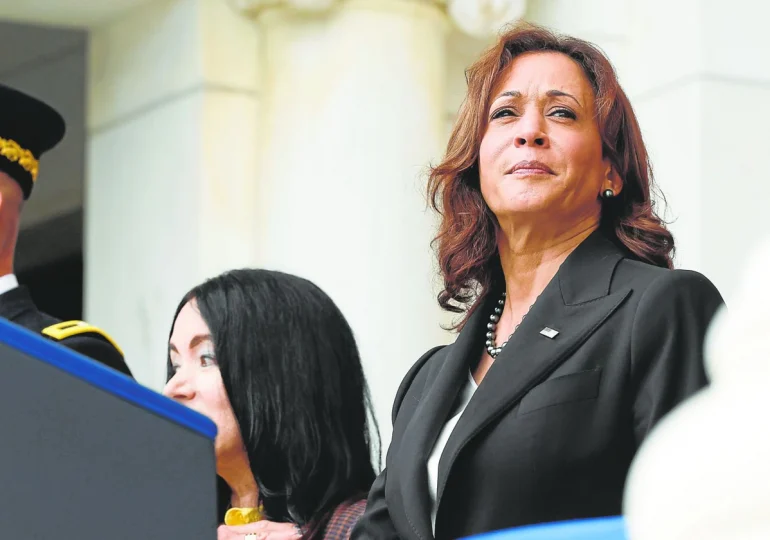 Kamala Harris pide a sus partidarios que "sigan luchando"