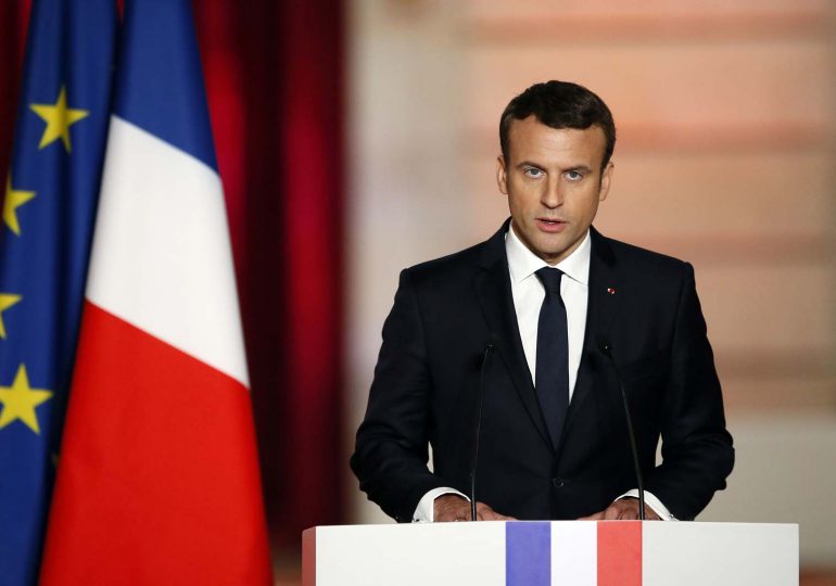 Macron aplaude que EEUU permita a Ucrania disparar misiles de largo alcance contra Rusia