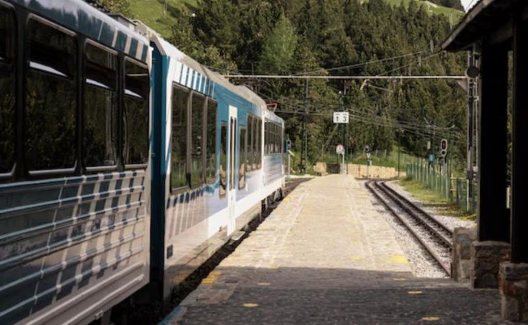 Se registran cuatro heridos a hechazos en una pelea en un tren de Francia