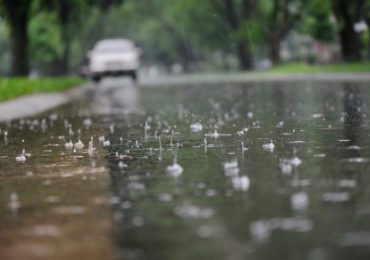 Continúan las lluvias por efectos indirectos de la tormenta tropical Rafael y vaguada