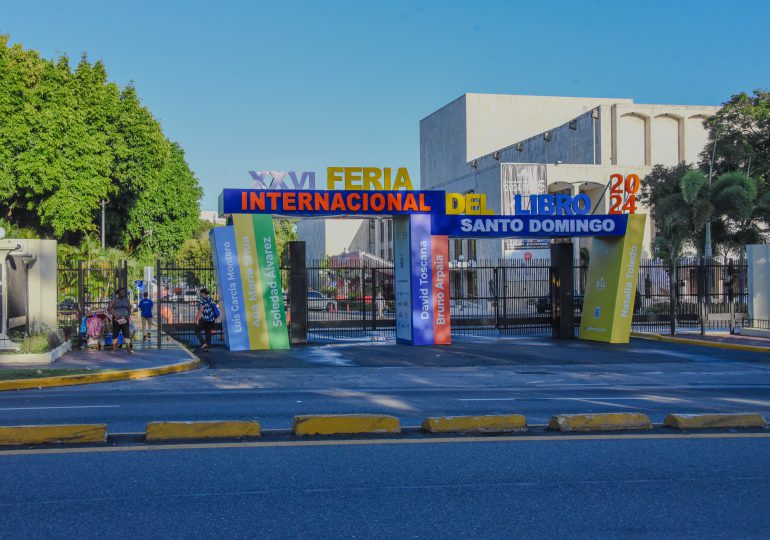 Más de 700 parqueos gratuitos disponibles para visitantes en la Feria del Libro 2024