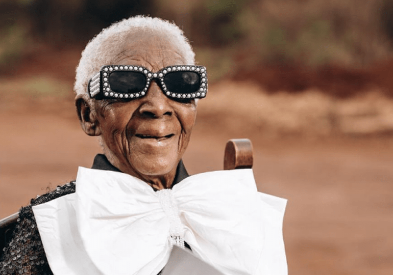 Margret Chola, la abuela fashionista de Zambia que conquista las redes sociales como “Legendary Glamma”