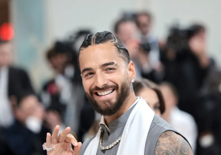 Maluma sorprende con nuevo look y anuncia el lanzamiento de “Cosas Pendientes”