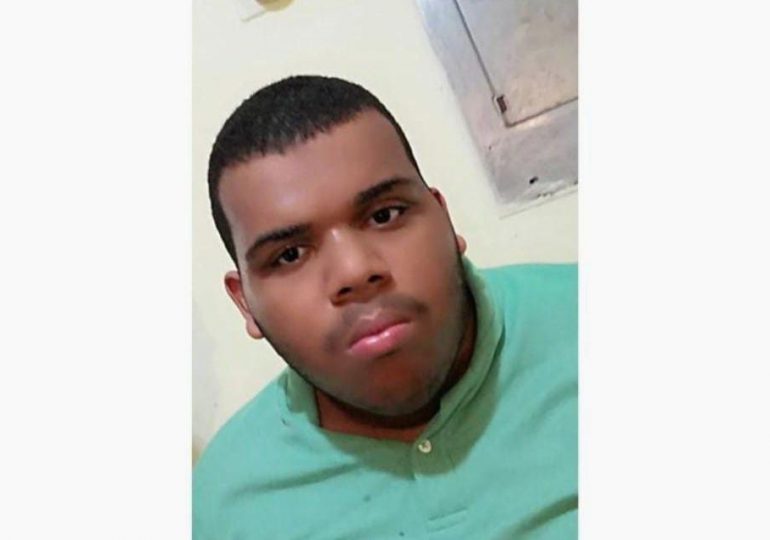 Reportan como desaparecido a joven autista en Pantoja