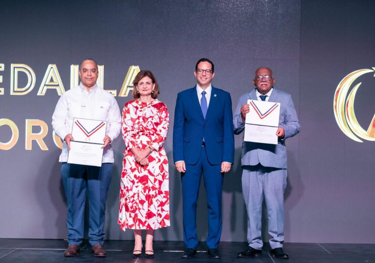 INAFOCAM gana oro en XX edición del Premio a la Calidad del Sector Público Dominicano