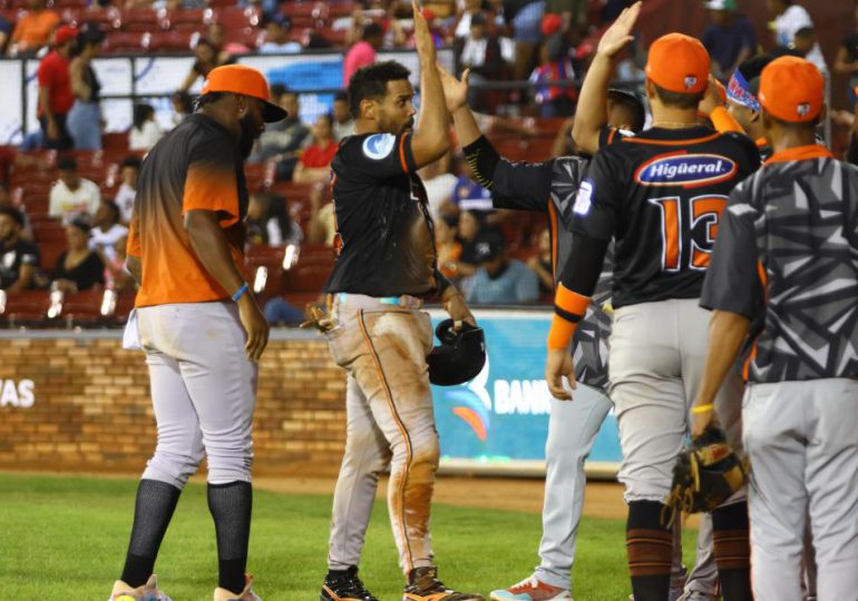 Toros cortan mala racha tras lograr remontan ante Gigantes