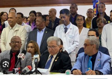 Gremio médico anuncia huelga nacional de 4 días