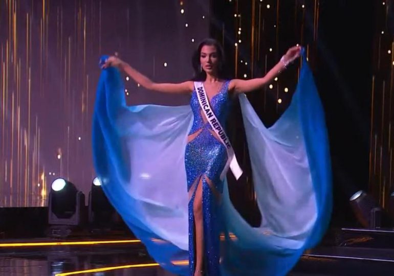 VIDEO: Celinee Santos desfila con su traje de gala