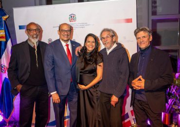 Embajada Dominicana en Bélgica y Luxemburgo reconoce a dominicanos destacados