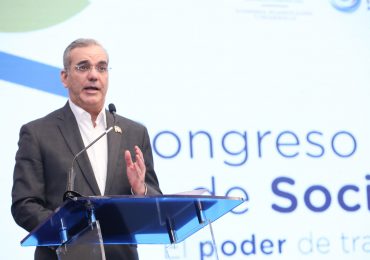 Presidente Abinader afirma el cargo público más importante es el del ciudadano