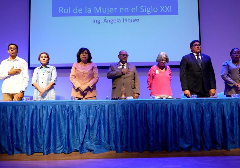 Viceministra de Interior incentiva mujeres a seguir avances y reclamar su espacio