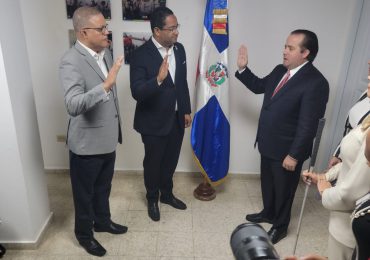 Juramentan a Benny Metz como Presidente del Consejo Nacional de Discapacidades