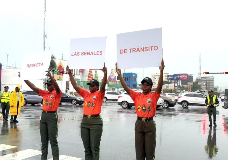 DIGESETT lanza a las calles campaña “Educación Vial Por La Vida” para concientizar a conductores