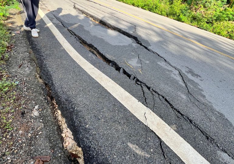 Obras Públicas determina origen de falla de desplazamiento en carretera Samaná- Las Galeras