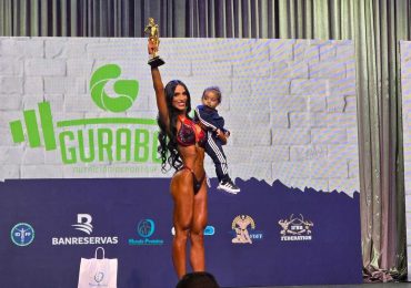 Nicole Puello, con un año y tres meses de haber dado a luz, gana premios como fisiculturista