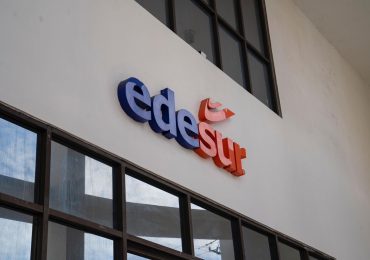 Edesur informa avería en línea de transmisión origina interrupción del servicio de electricidad en San Cristóbal