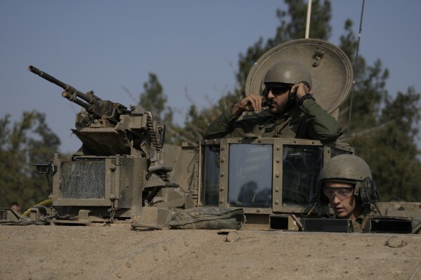 Ejército israelí dice haber bombardeado una instalación de Hezbolá en el sur de Líbano