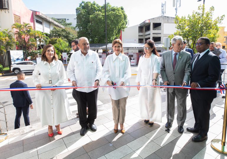 Raquel Peña inaugura Intecnología 2024 feria que visibiliza ingenio de la juventud dominicana