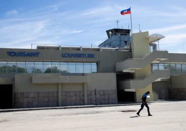 Aeropuerto de Puerto Príncipe está cerrado por la violencia de las bandas en Haití