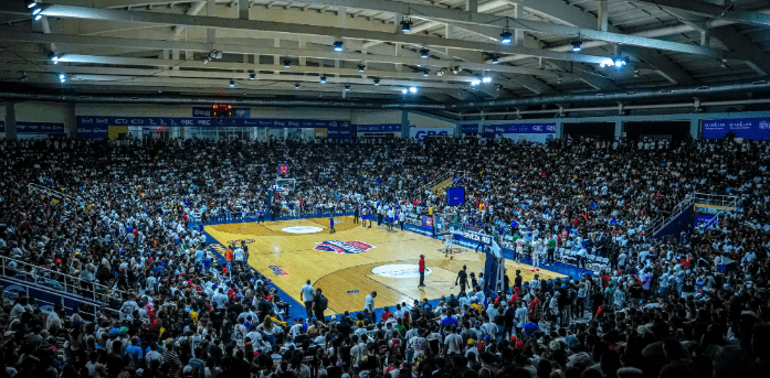 Video | Pelea en final de baloncesto superior del Distrito