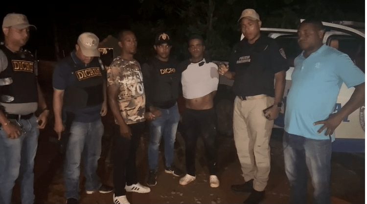 Arrestan a hombre por el asesinato de su exsuegra y agresión a expareja en Cotuí