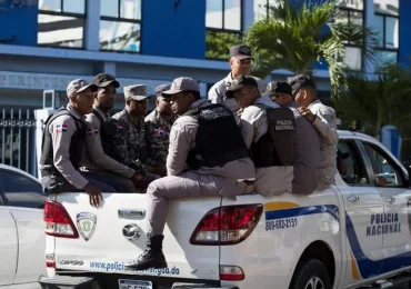 Video: Policía Nacional refuerza seguridad en Barahona durante Black Friday