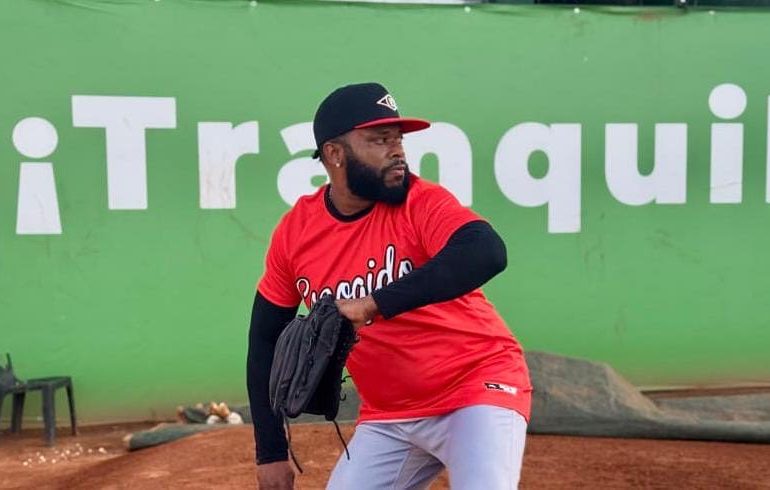 Johnny Cueto será el lanzador abridor del Escogido este viernes frente al Licey