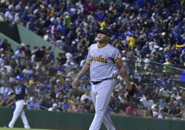 Águilas vencen a Tigres y se quedan solos en tercer lugar