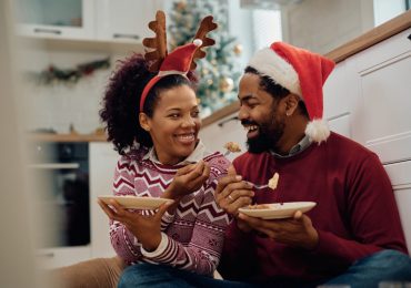 Cómo las personas con cáncer pueden manejar los “antojitos” de Navidad sin comprometer su salud 