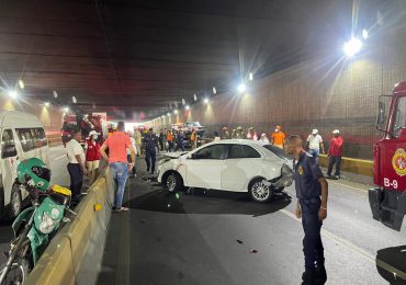 911 controla emergencia por fuga de gas tras accidente en el túnel 27 de Febrero