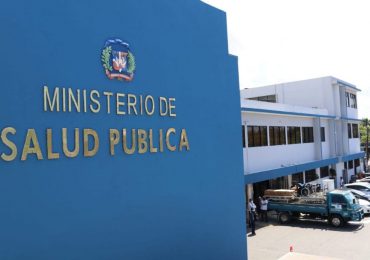 Ministerio de Salud exhorta moderación en las festividades de Nochebuena y Navidad