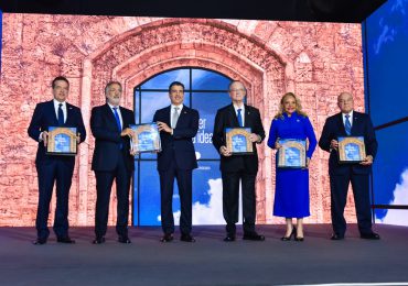 Banco Popular presenta libro institucional para celebrar su 60° aniversario