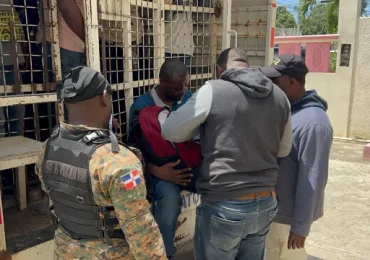 Video: Detienen a dominicano en San Juan de la Maguana por tráfico de indocumentados