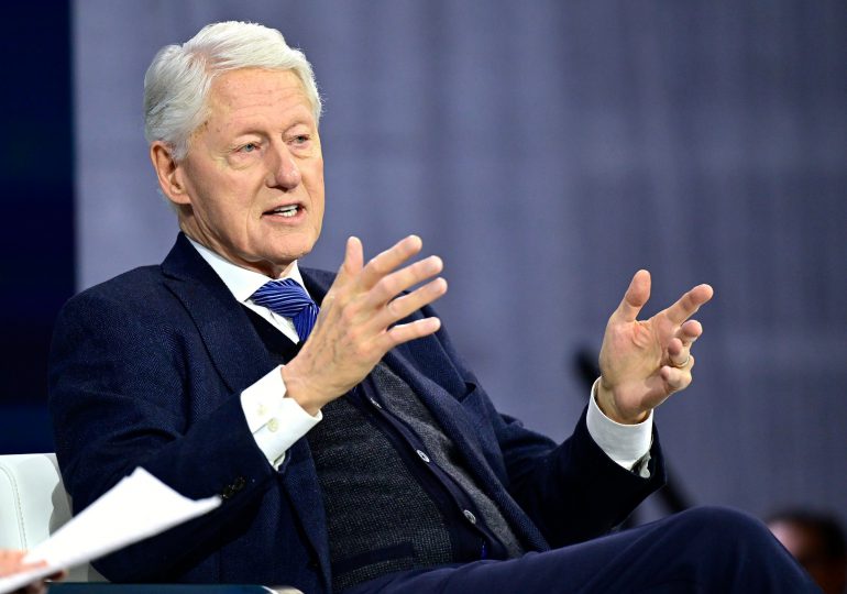 Hospitalizan al expresidente de EEUU Bill Clinton