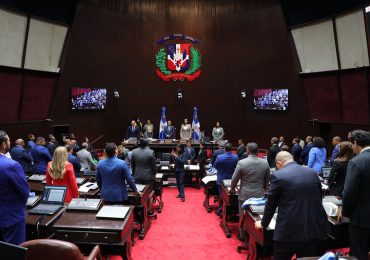 Diputados aprueban exención de visados con Bolivia para diplomáticos y funcionarios